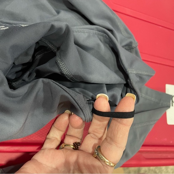 Victoria Sport Gray Legging size 4 , these are soft mess at bottom 24”X 25” - Picture 6 of 9